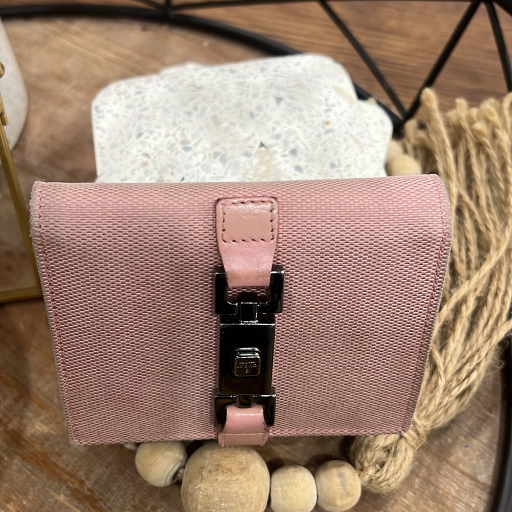 Gucci - Picture 2 of 13